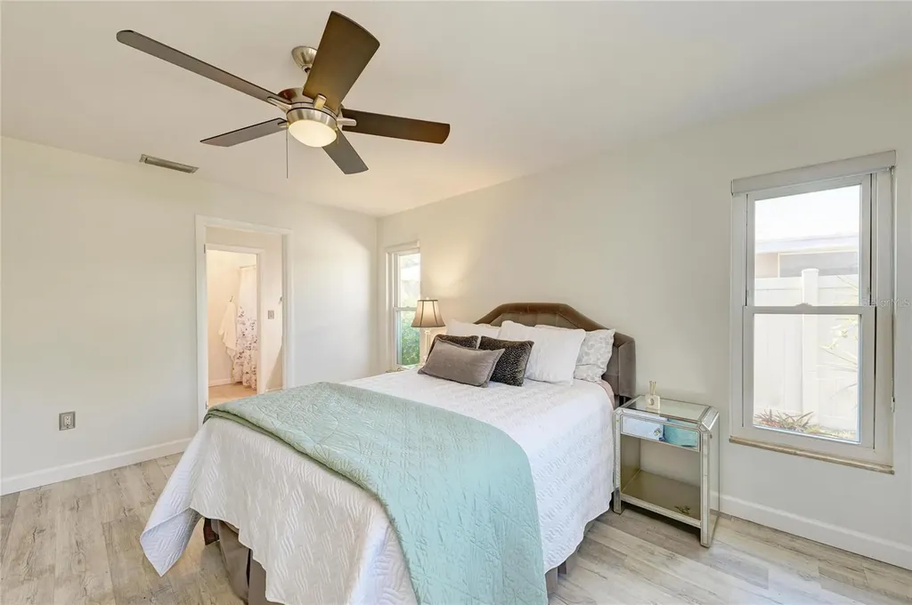3368 Sheffield Circle Sarasota FL 34239
