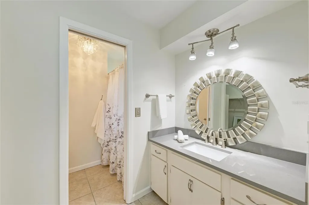 3368 Sheffield Circle Sarasota FL 34239