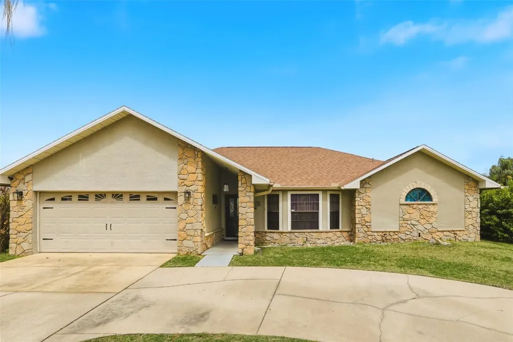 2350 Sweetwater Boulevard St Cloud FL 34772