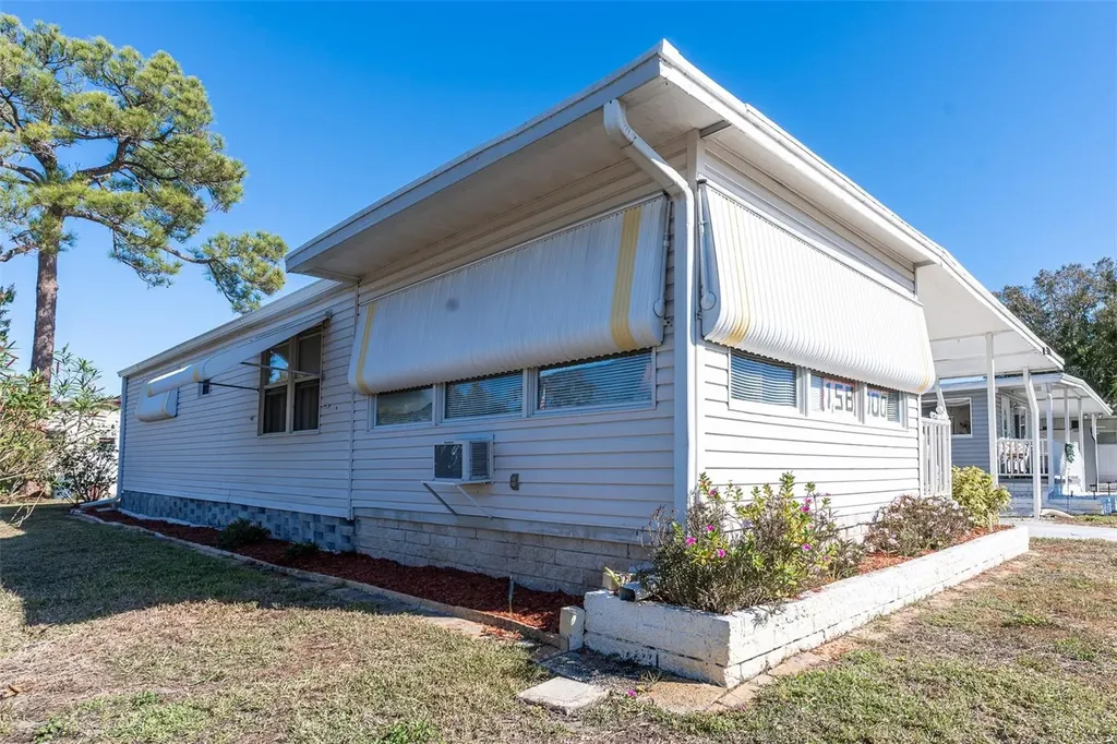 7880 54th Avenue N St Petersburg FL 33709