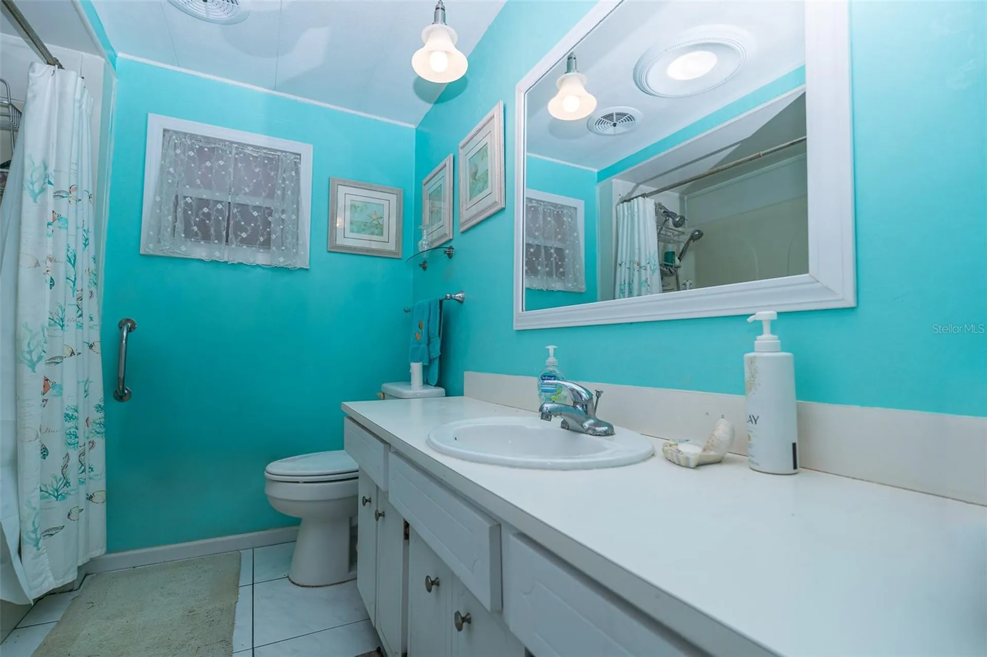 7880 54th Avenue N St Petersburg FL 33709