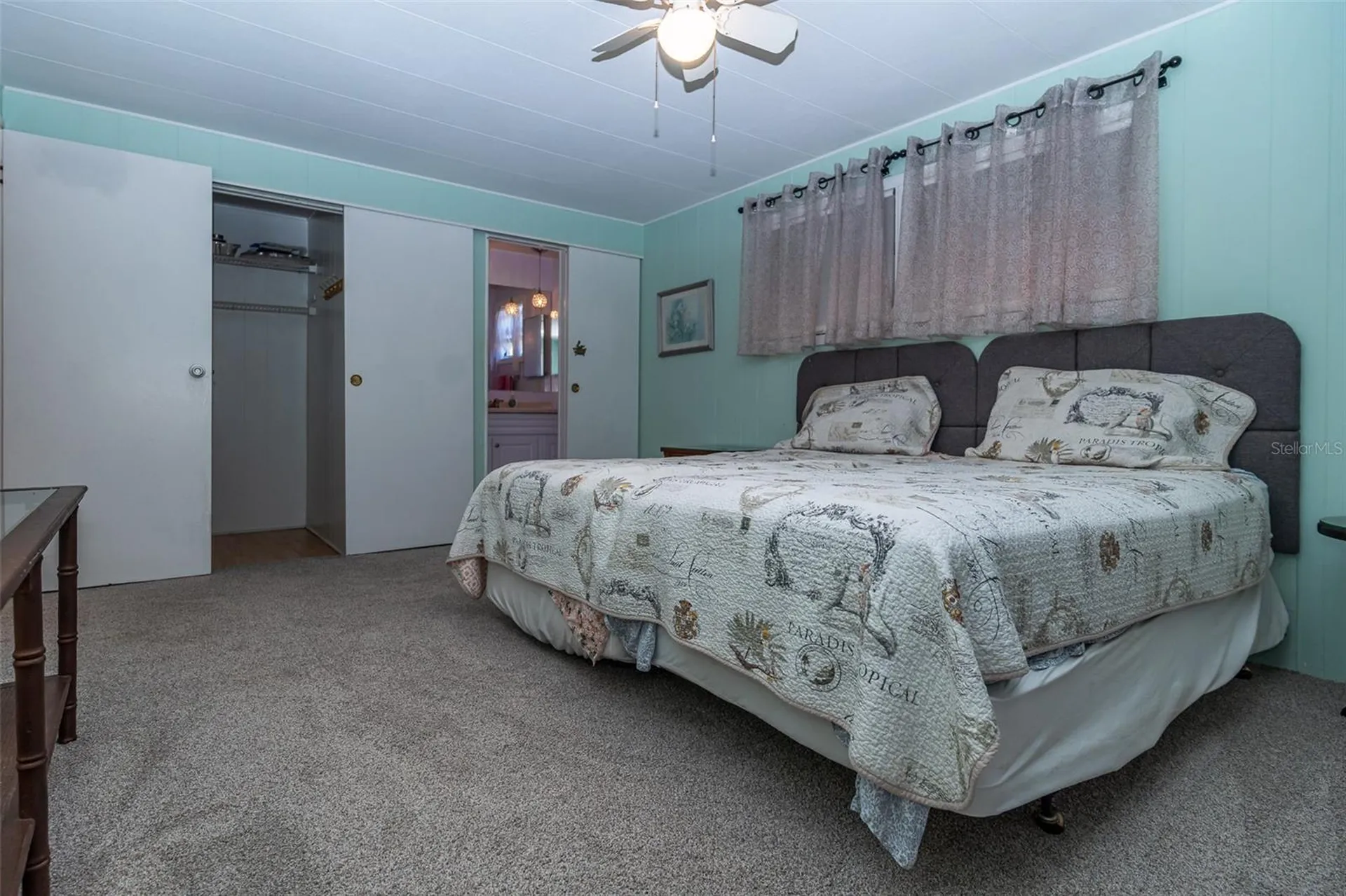 7880 54th Avenue N St Petersburg FL 33709