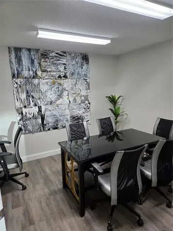 421 Montgomery Road Altamonte Springs FL 32714