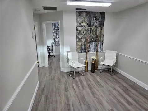 421 Montgomery Road Altamonte Springs FL 32714