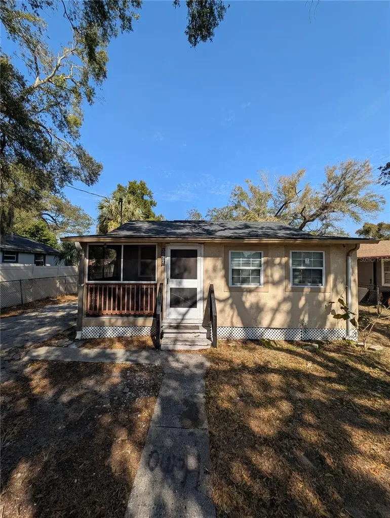 3022 Deleuil Avenue Tampa FL 33610