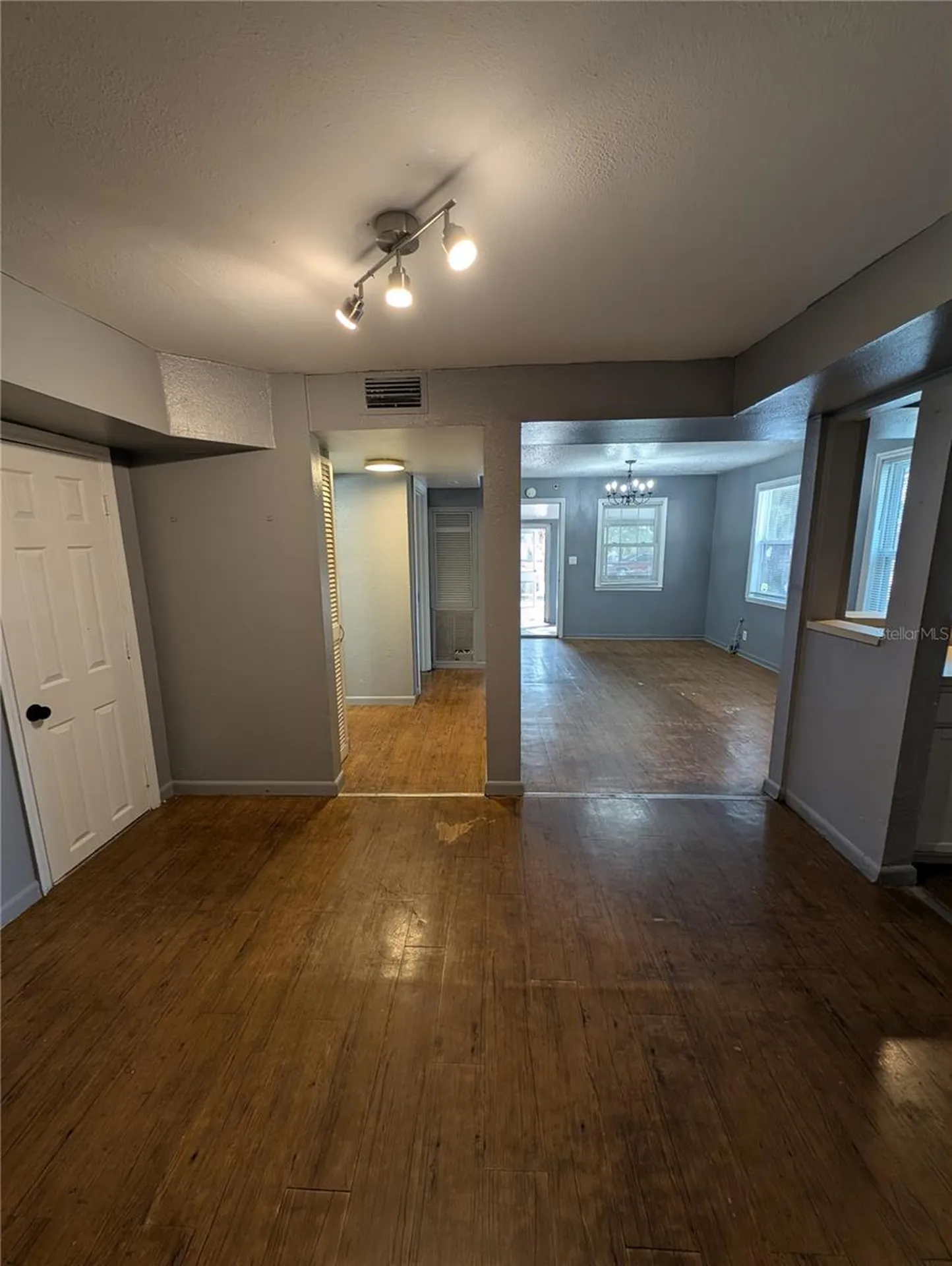 3022 Deleuil Avenue Tampa FL 33610