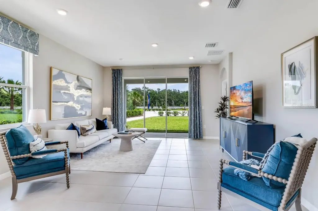 864 157th Court E Bradenton FL 34212