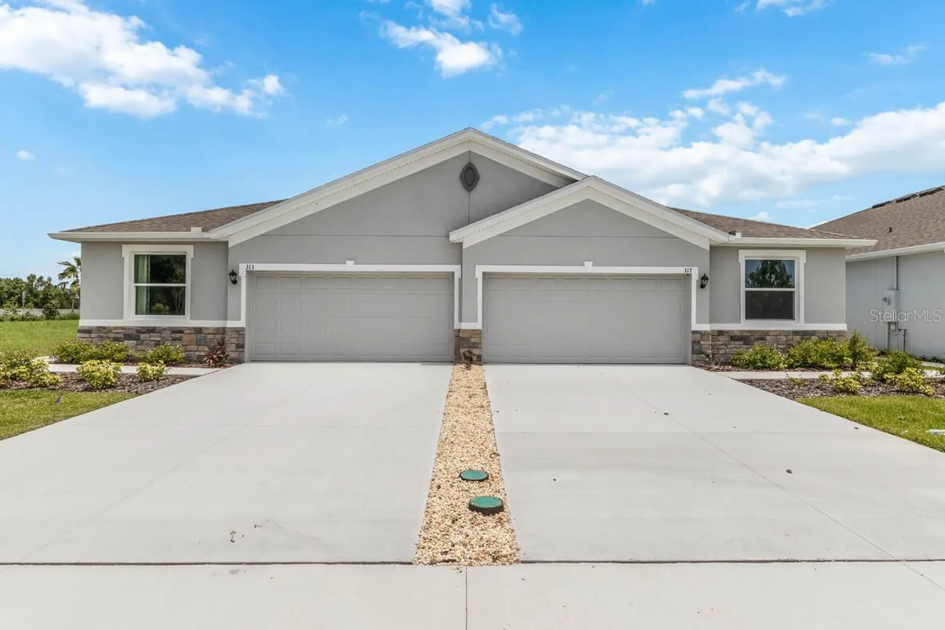 864 157th Court E Bradenton FL 34212