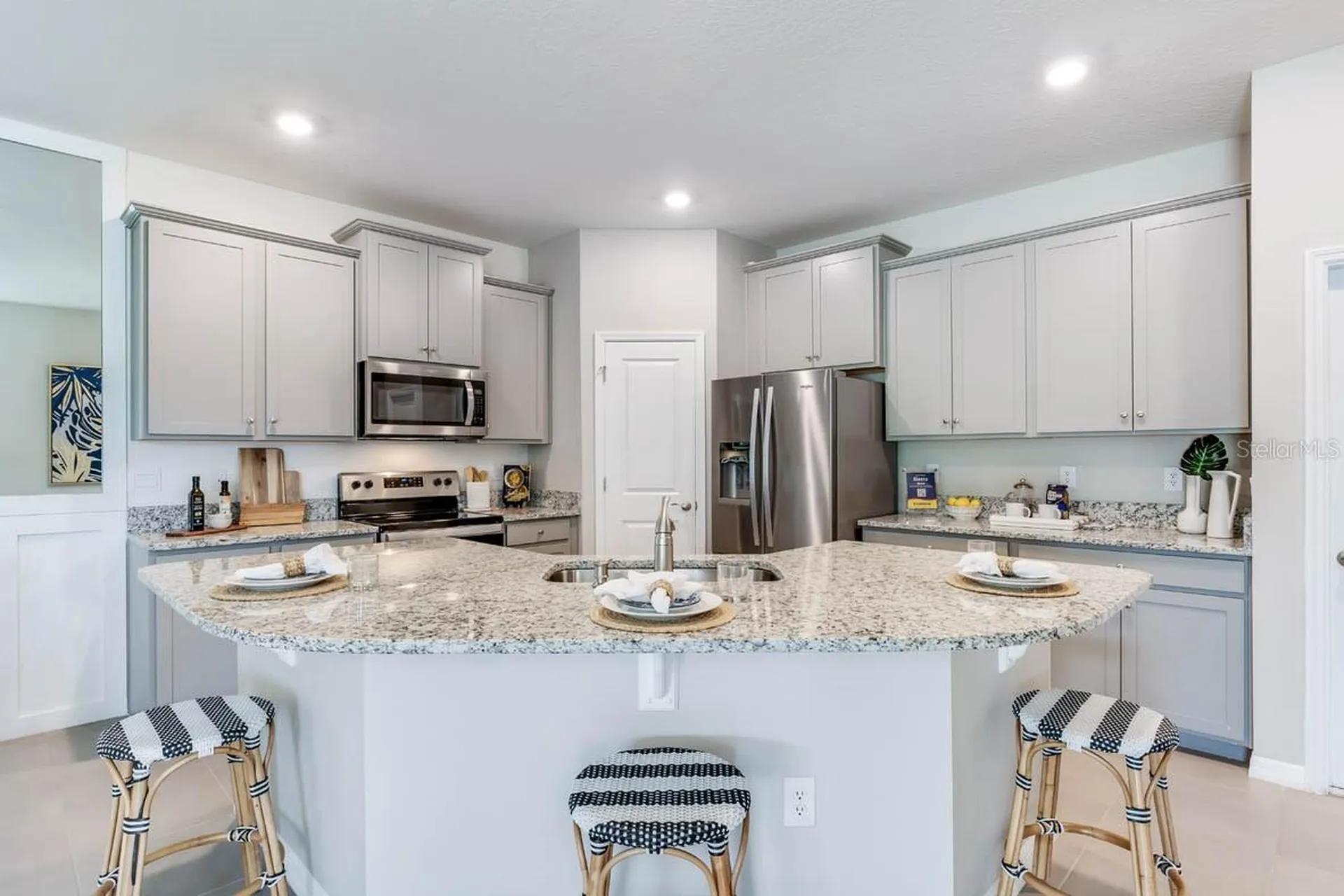 864 157th Court E Bradenton FL 34212