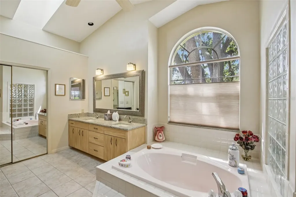 3158 Shoreline Drive Clearwater FL 33760