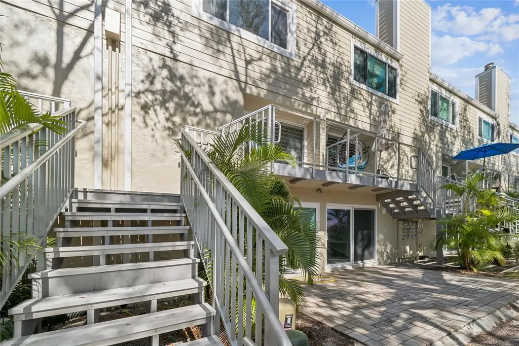 433 S Paula Drive Dunedin FL 34698