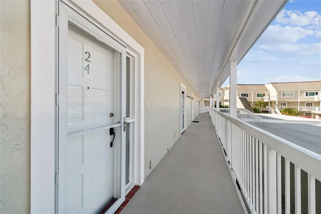 433 S Paula Drive Dunedin FL 34698