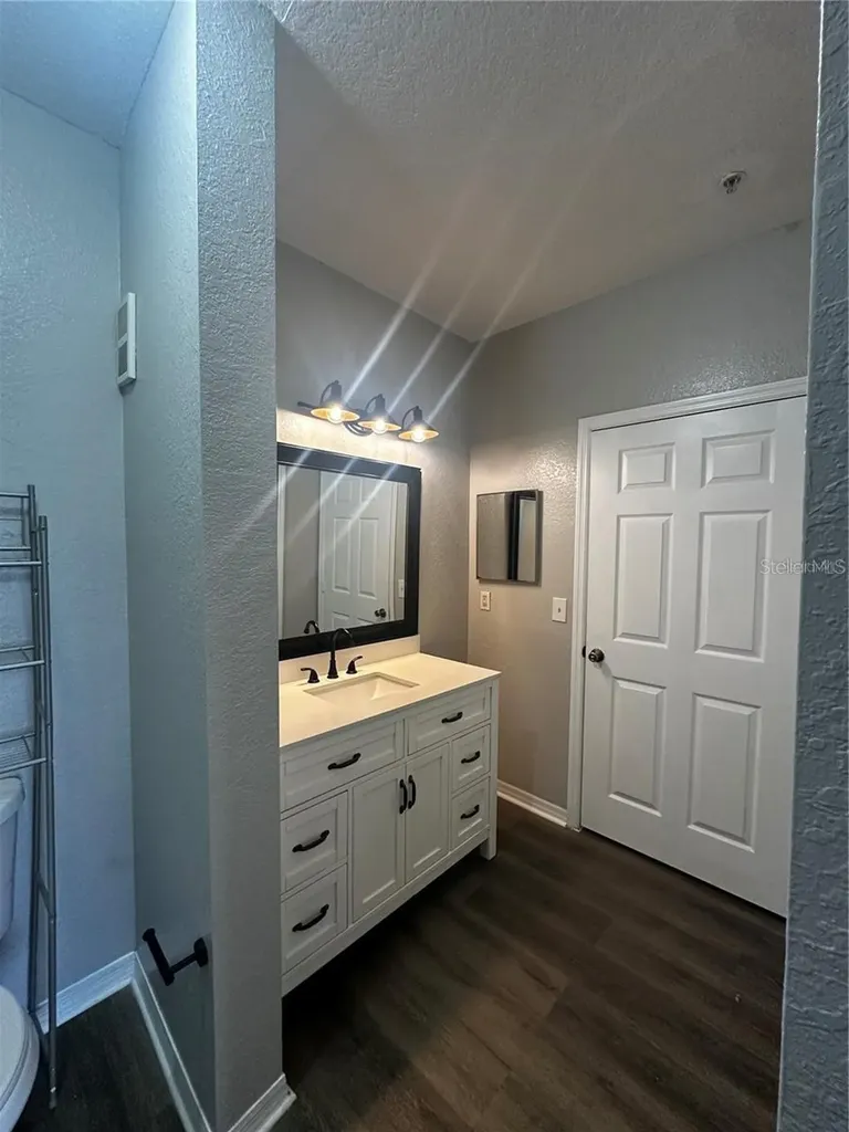 2314 Midtown Terrace Orlando FL 32839