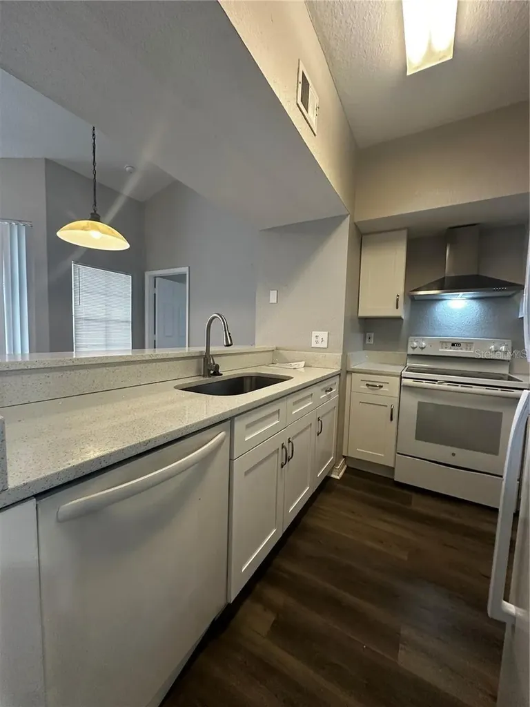 2314 Midtown Terrace Orlando FL 32839