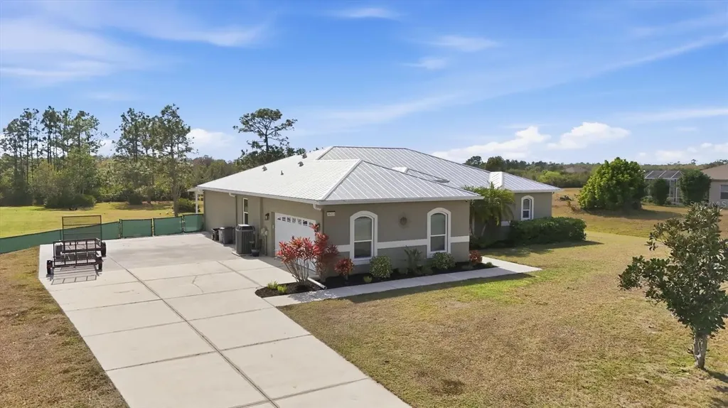 26212 82nd Avenue E Myakka City FL 34251