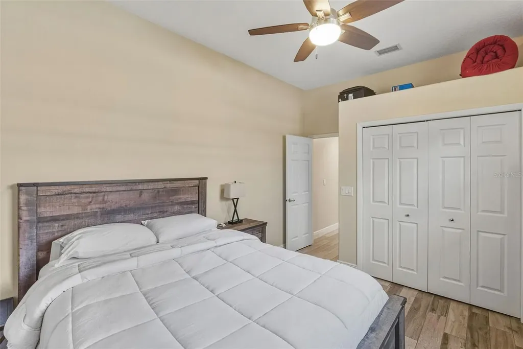 1362 E Lake Woodlands Parkway Oldsmar FL 34677