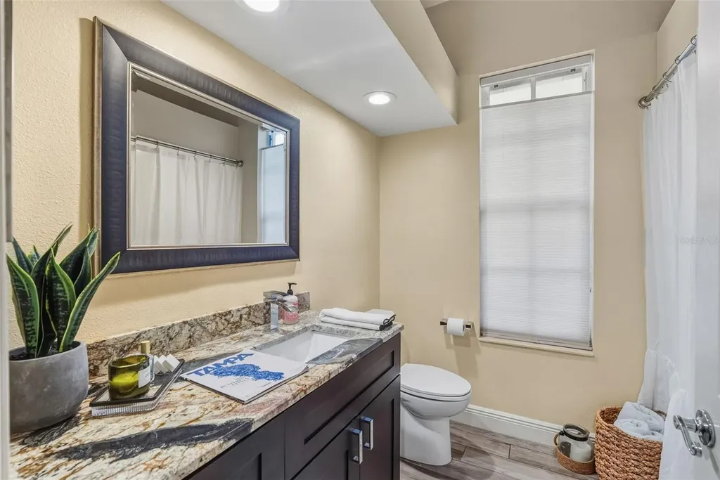 1362 E Lake Woodlands Parkway Oldsmar FL 34677
