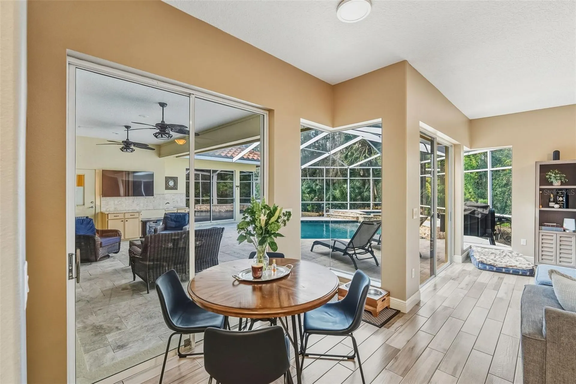 1362 E Lake Woodlands Parkway Oldsmar FL 34677