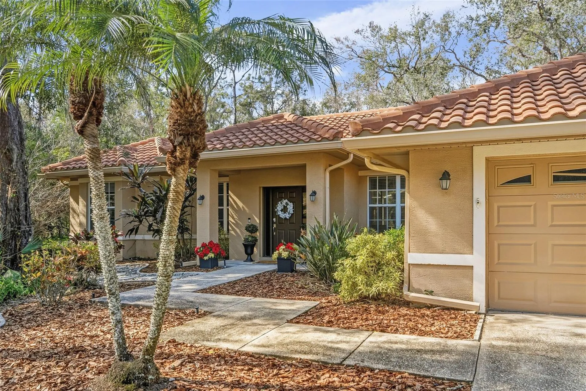1362 E Lake Woodlands Parkway Oldsmar FL 34677
