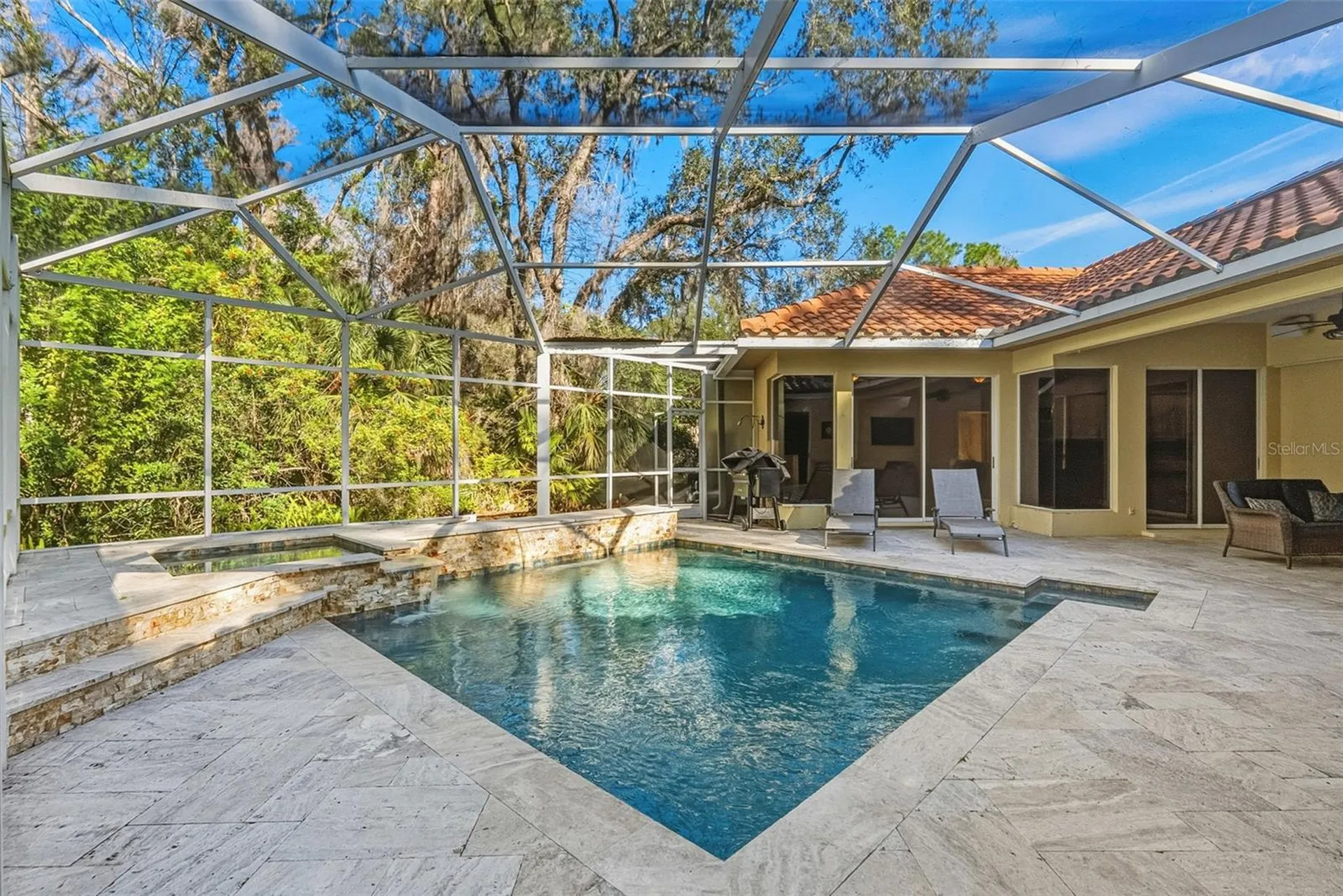 1362 E Lake Woodlands Parkway Oldsmar FL 34677