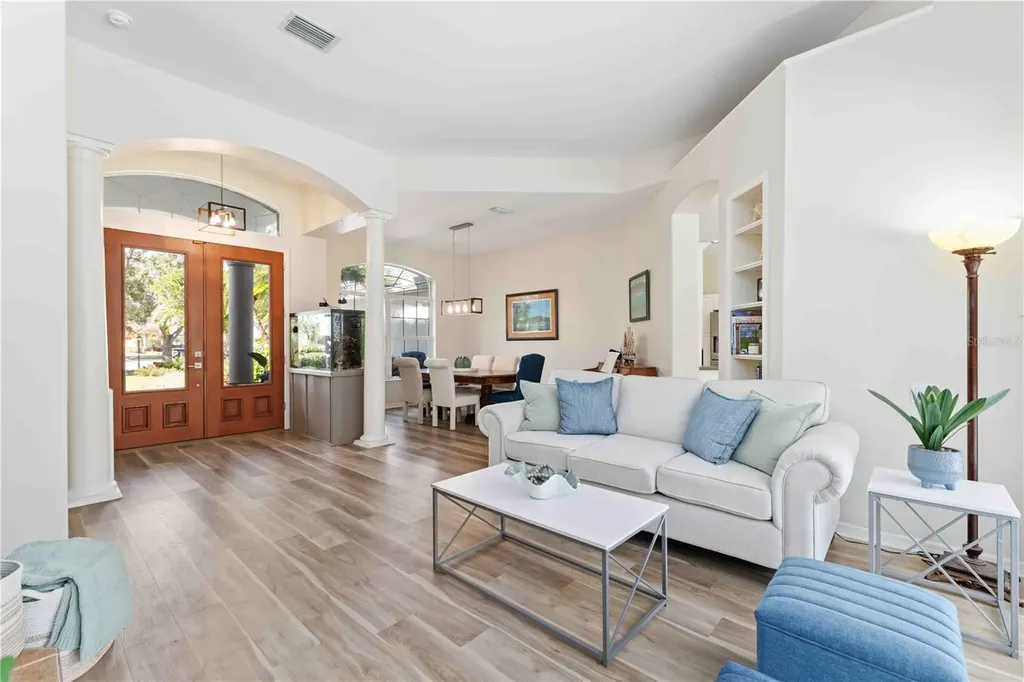 9915 Old Hyde Park Place Bradenton FL 34202