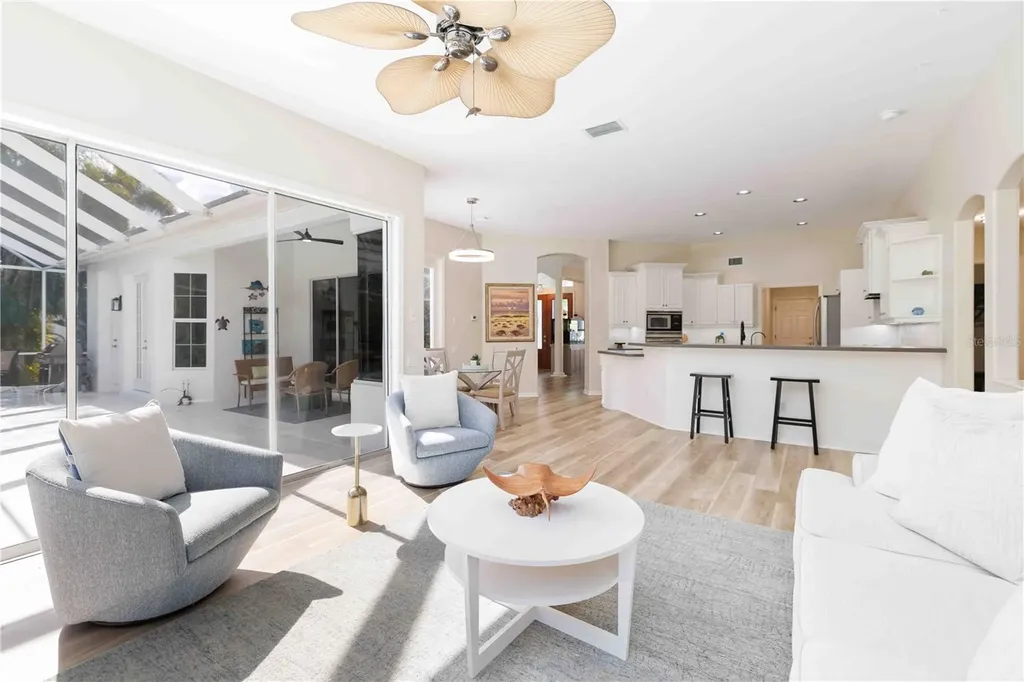 9915 Old Hyde Park Place Bradenton FL 34202