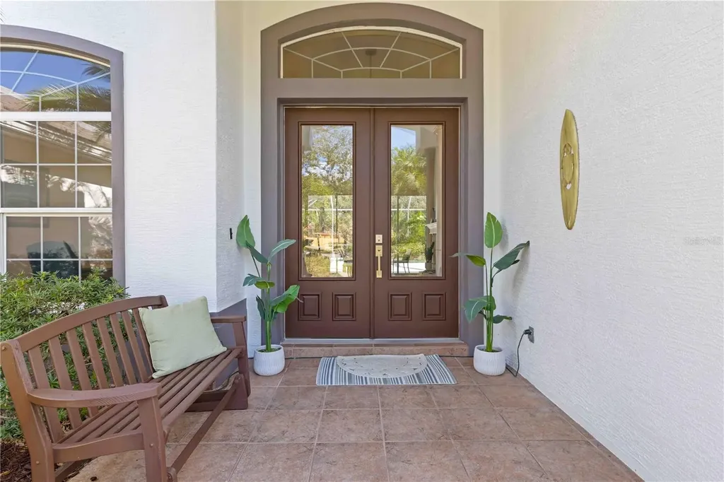 9915 Old Hyde Park Place Bradenton FL 34202
