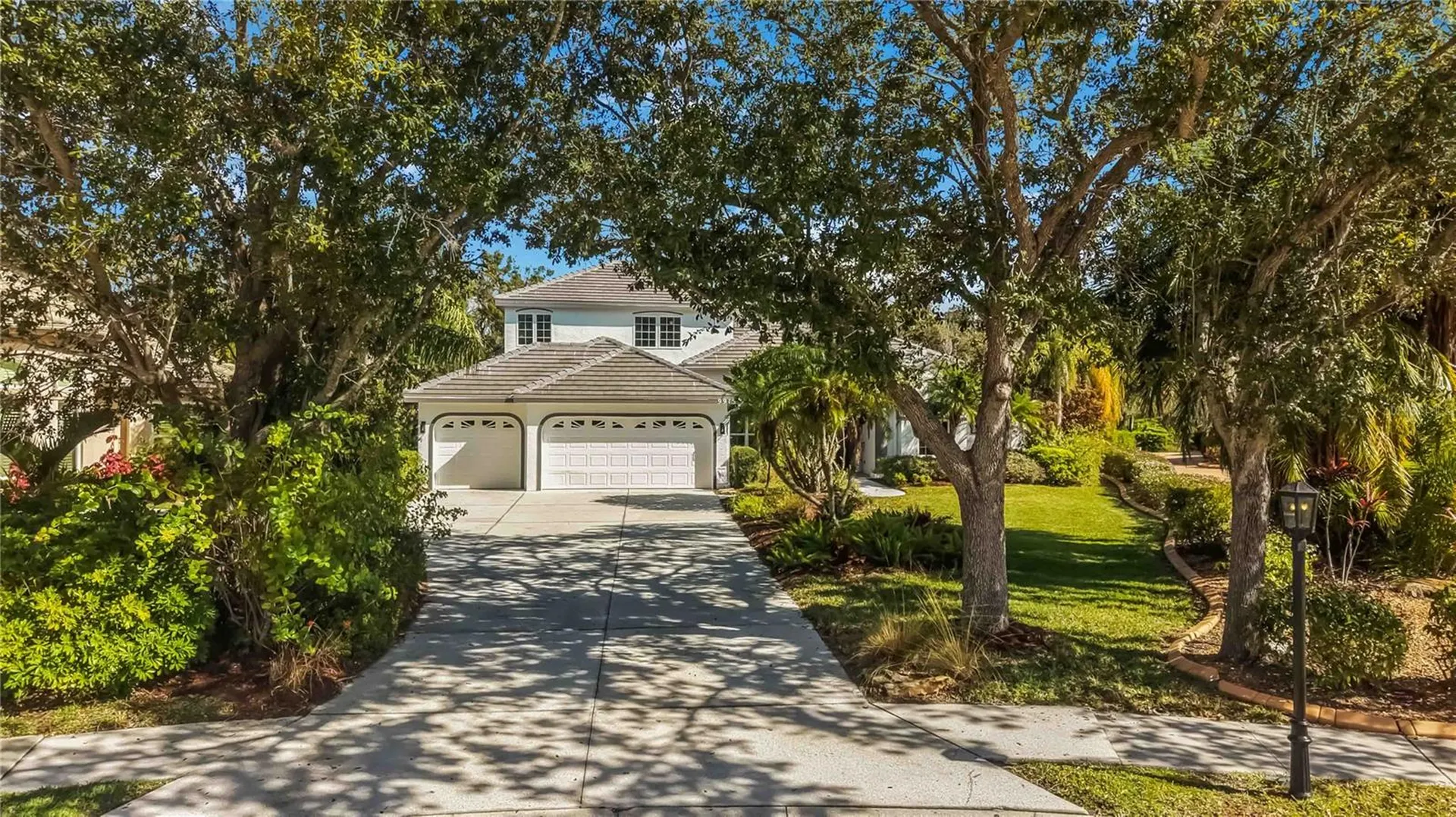 9915 Old Hyde Park Place Bradenton FL 34202