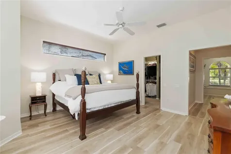 9915 Old Hyde Park Place Bradenton FL 34202