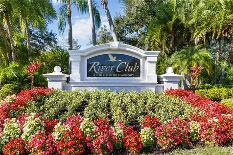 9915 Old Hyde Park Place Bradenton FL 34202