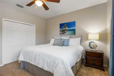 9915 Old Hyde Park Place Bradenton FL 34202