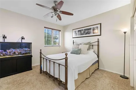 9915 Old Hyde Park Place Bradenton FL 34202