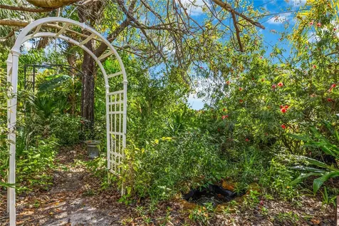 9915 Old Hyde Park Place Bradenton FL 34202