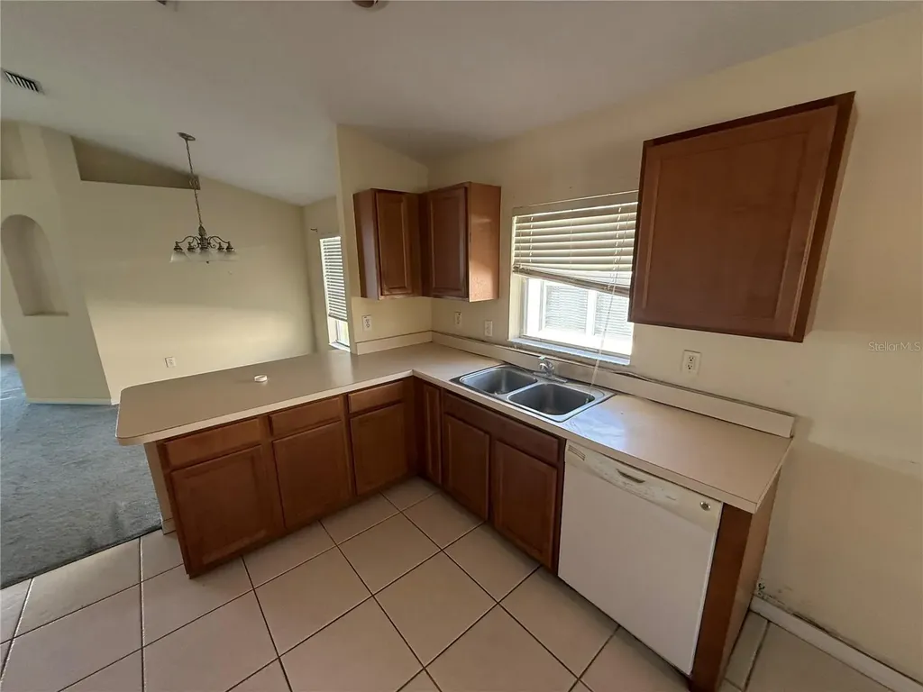 2313 Lawrence Hall Street Ruskin FL 33570