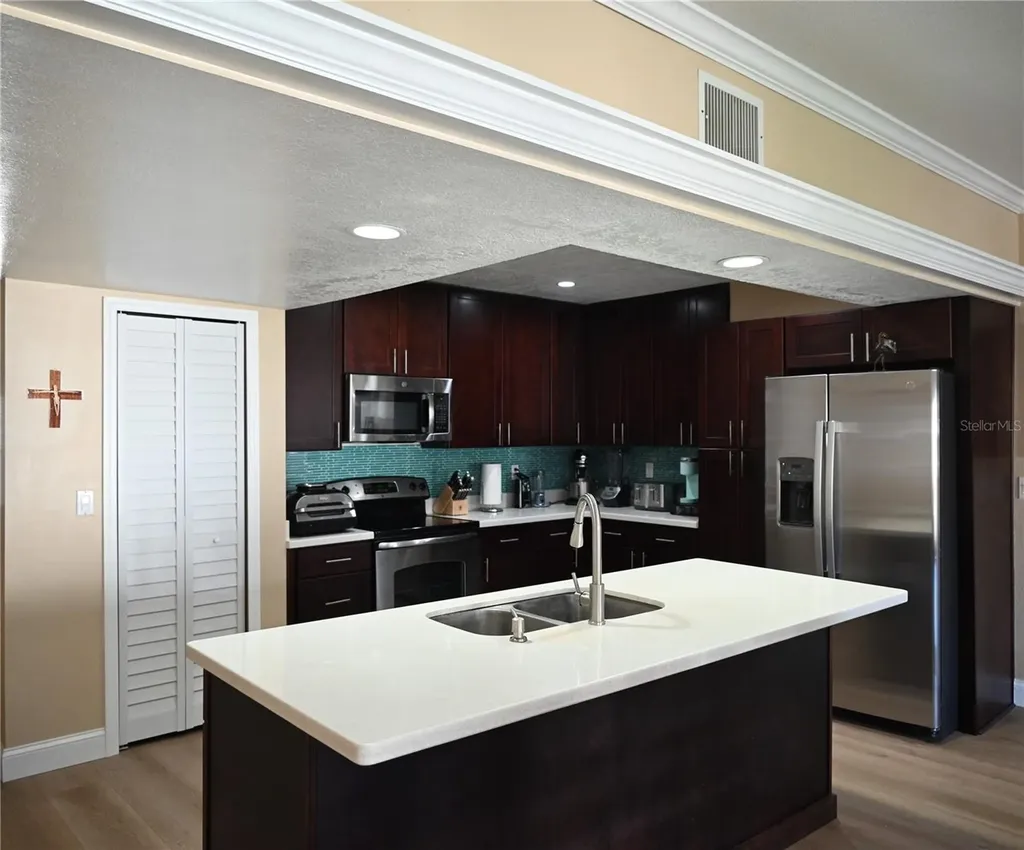 9215 Captiva Circle St Pete Beach FL 33706