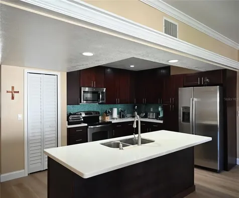 9215 Captiva Circle St Pete Beach FL 33706