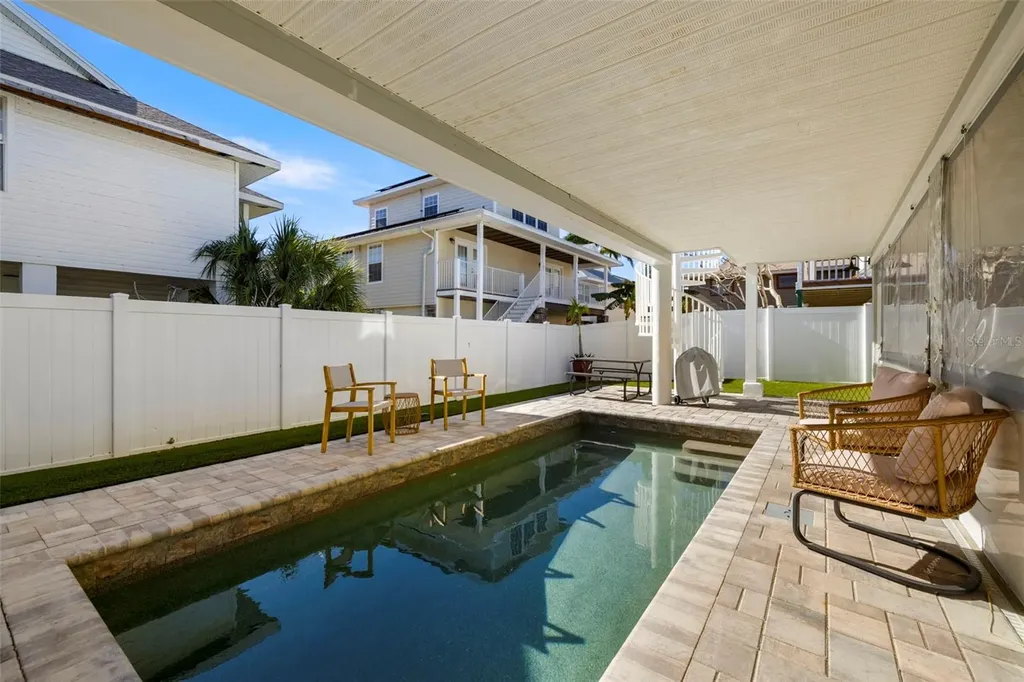 247 126th Avenue Treasure Island FL 33706
