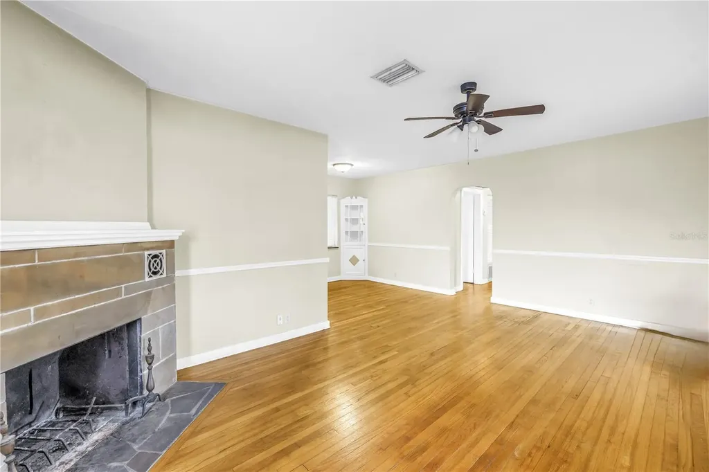 3701 26th Street N St Petersburg FL 33713