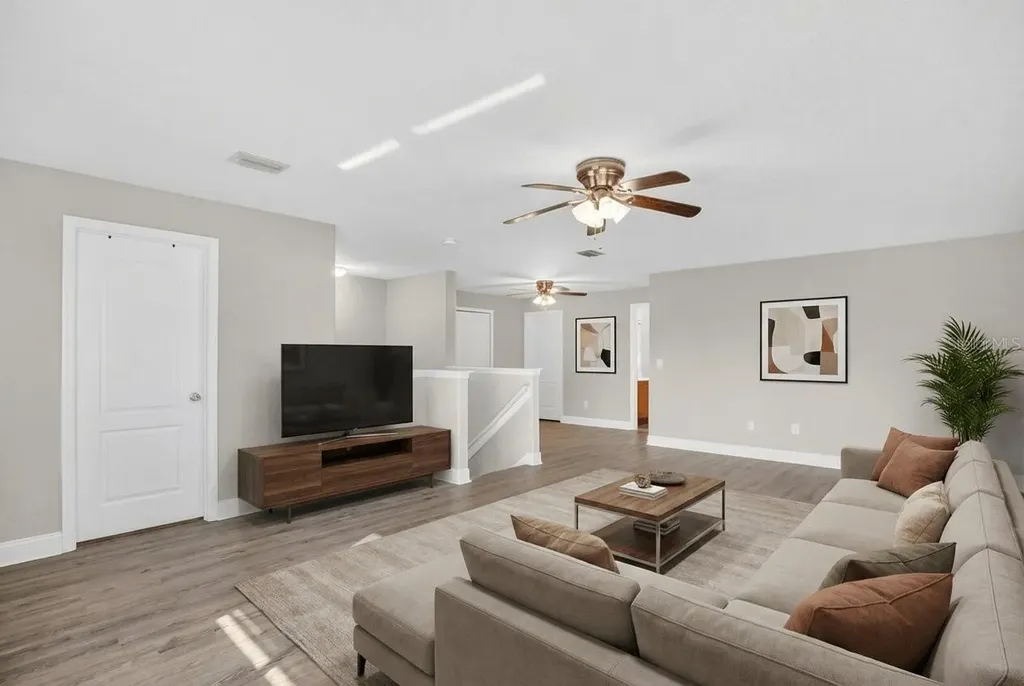24008 Sardinia Drive Sorrento FL 32776