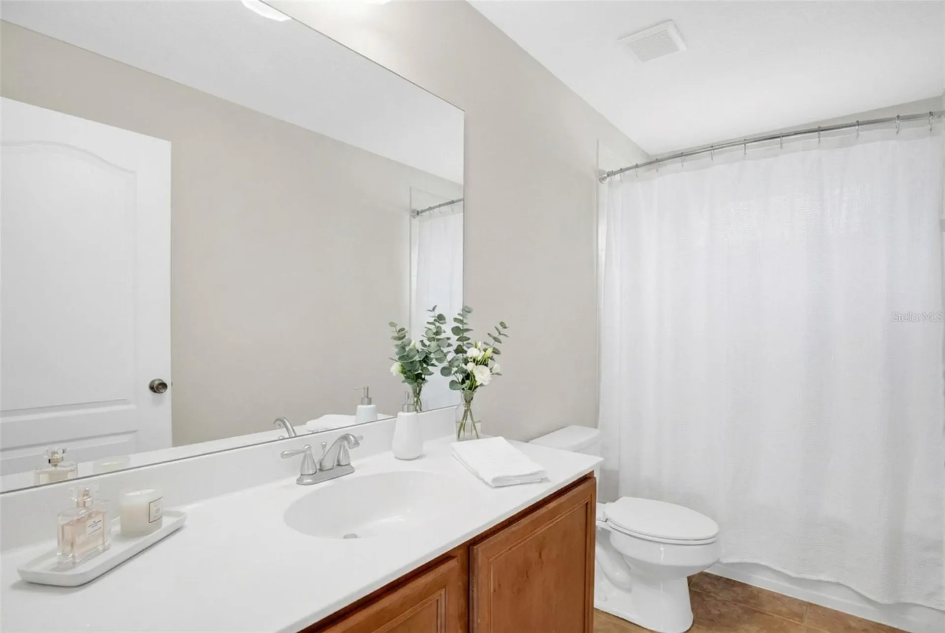 24008 Sardinia Drive Sorrento FL 32776