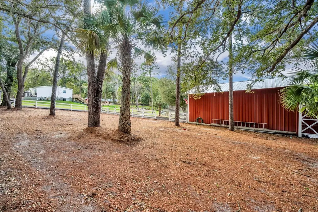 24751 SE Highway 450 Umatilla FL 32784
