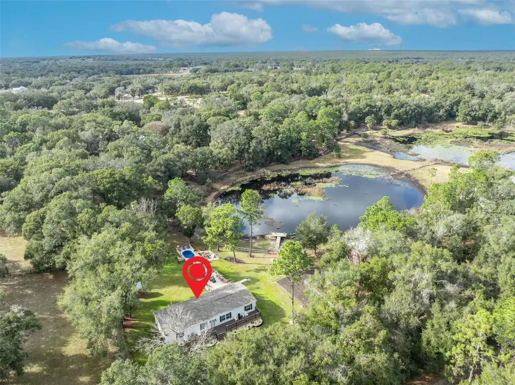 24751 SE Highway 450 Umatilla FL 32784