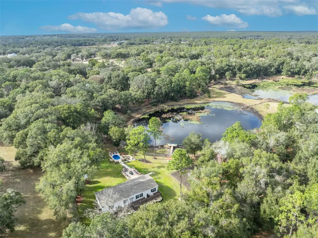 24751 SE Highway 450 Umatilla FL 32784
