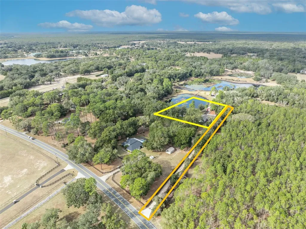24751 SE Highway 450 Umatilla FL 32784
