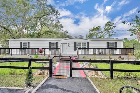 24751 SE Highway 450 Umatilla FL 32784