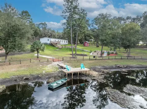24751 SE Highway 450 Umatilla FL 32784