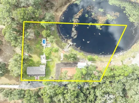 24751 SE Highway 450 Umatilla FL 32784