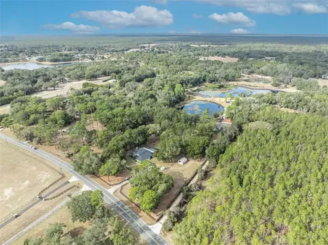 24751 SE Highway 450 Umatilla FL 32784