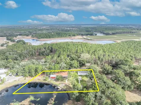 24751 SE Highway 450 Umatilla FL 32784