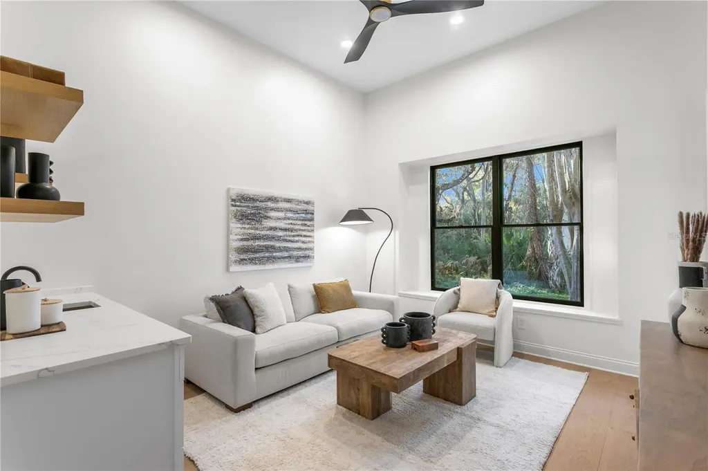 6324 W Maclaurin Drive Tampa FL 33647